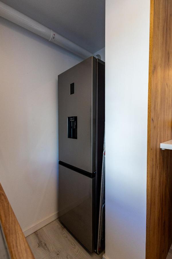 Modern Premium Apartment 1 Targoviste Luaran gambar